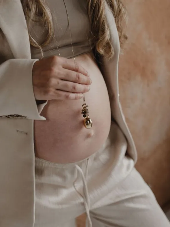 Bolakoru äidille horoskooppi riipuksella ja ketjulla | PROUD MAMA