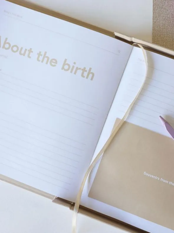 Design Letters - Baby´s First Book Vol 2 vauvakirja - Beige