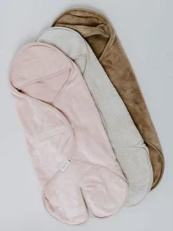 Hupullinen vauvan peitto jossa puntit, Cozy warm linen