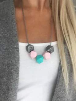 Imetyskoru (hopea-rosa-turkoosi)