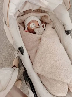 Lämmin nallenkorva boucle turvakaukalon viltti – beige