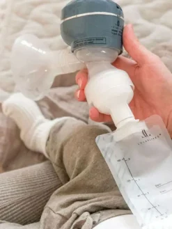 Lola&Lykke Rintapumppu Sähköinen