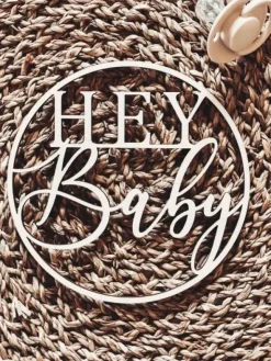 Meraki Engraving "Hey Baby" -kyltti