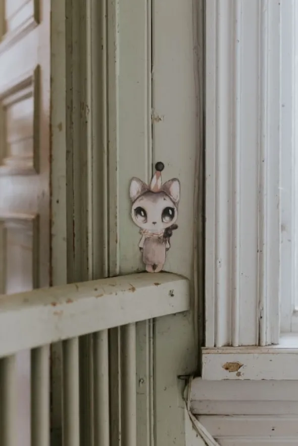 Mrs Mighetto DEAR MEOW - Seinätarra