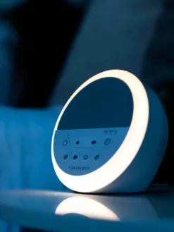 NOD White Noise kaiutin yövalolla vauvalle | Yogasleep