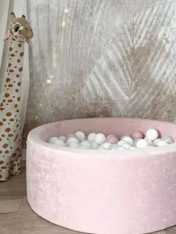 Pallomeren pallot 100 kpl – pehmeät ja turvalliset pallot lapsille