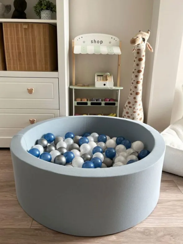 Pehmeä pallomeri + pallot (valitse värit), dusty blue