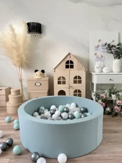 Pehmeä pallomeri + pallot (valitse värit), dirty mint