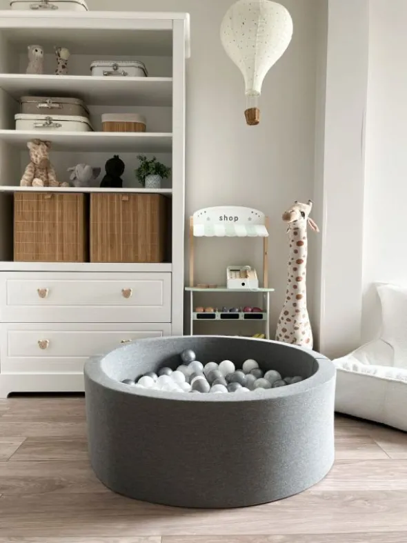 Pehmeä pallomeri + pallot (valitse värit), dark grey