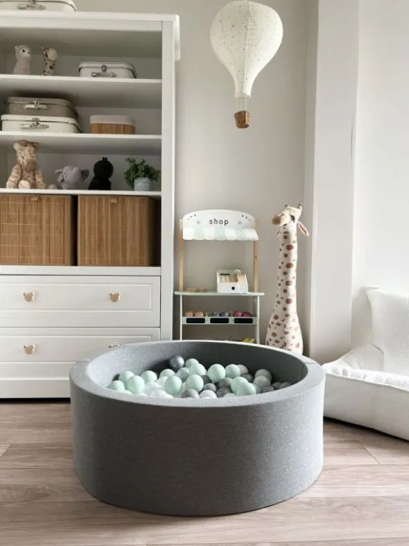 Pehmeä pallomeri + pallot (valitse värit), dark grey