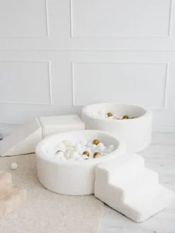 Pehmustettu pallomeri, leikkialusta, liukumäki ja portaat - Teddy Ecru