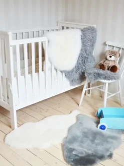 Skinnwille Babycare talja vauvalle (valkoinen)