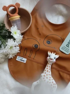 Sophie The Giraffe luomupurulelu