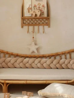 Velvet Palmikko reunasuoja pinnasänkyyn ja juniorisänkyyn - Beige